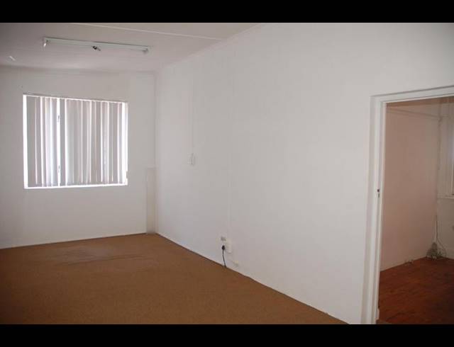 BUSINESS PROPERTY TO RENT IN GARDENS